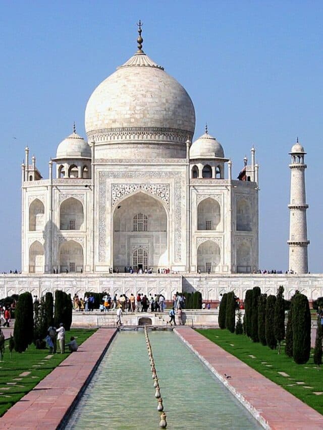 Top 10 places you should travel in the world
